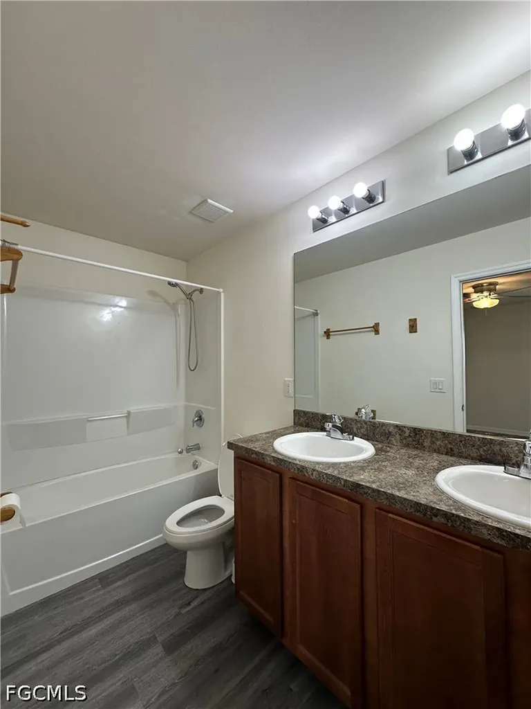 1315 NW 15th Avenue Cape Coral FL 33993