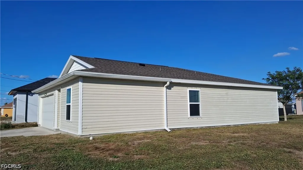 1315 NW 15th Avenue Cape Coral FL 33993