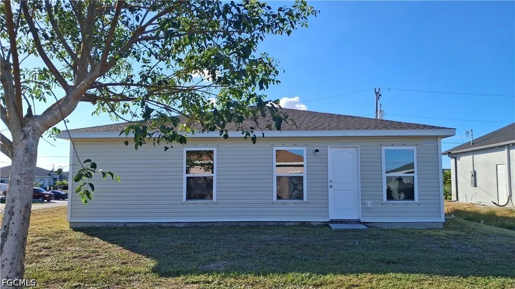1315 NW 15th Avenue Cape Coral FL 33993