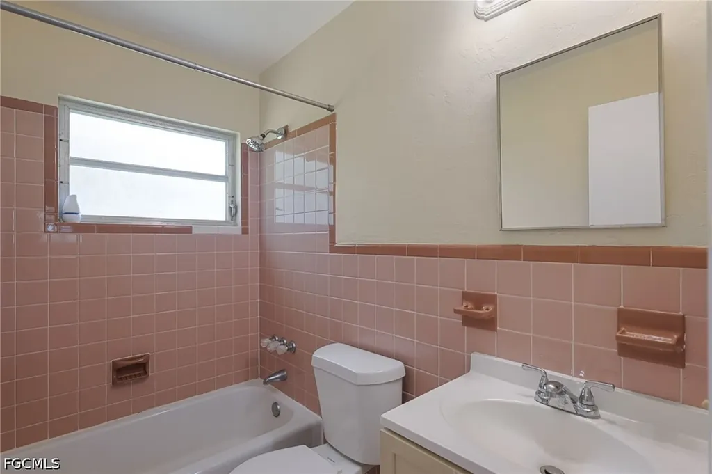 112 Clayton Avenue Lehigh Acres FL 33936