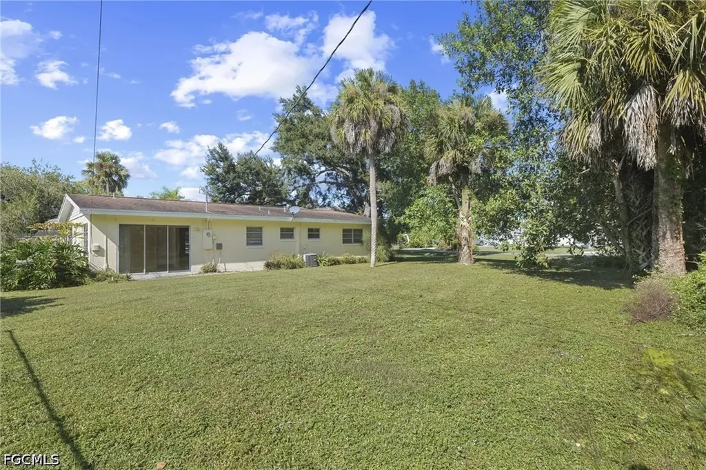 112 Clayton Avenue Lehigh Acres FL 33936