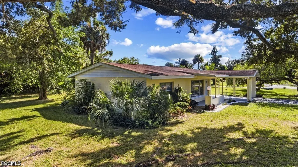 112 Clayton Avenue Lehigh Acres FL 33936