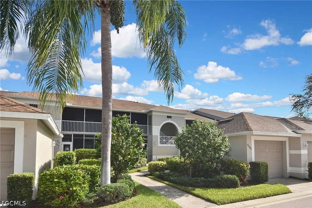 8099 Queen Palm Lane Fort Myers FL 33966