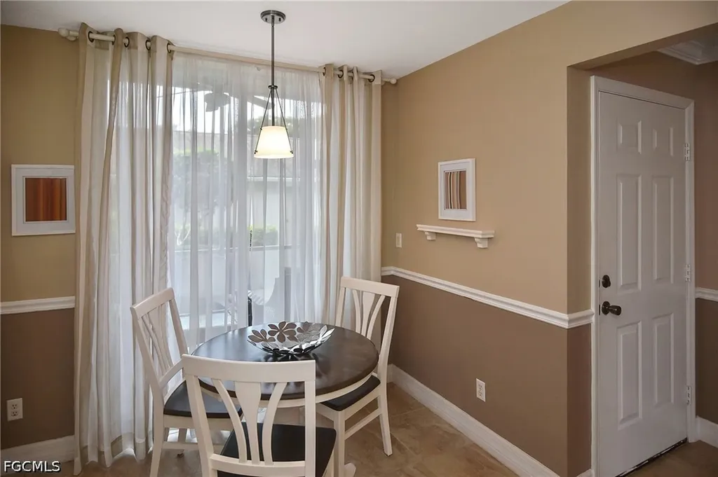 8099 Queen Palm Lane Fort Myers FL 33966