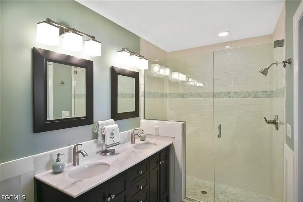 8099 Queen Palm Lane Fort Myers FL 33966