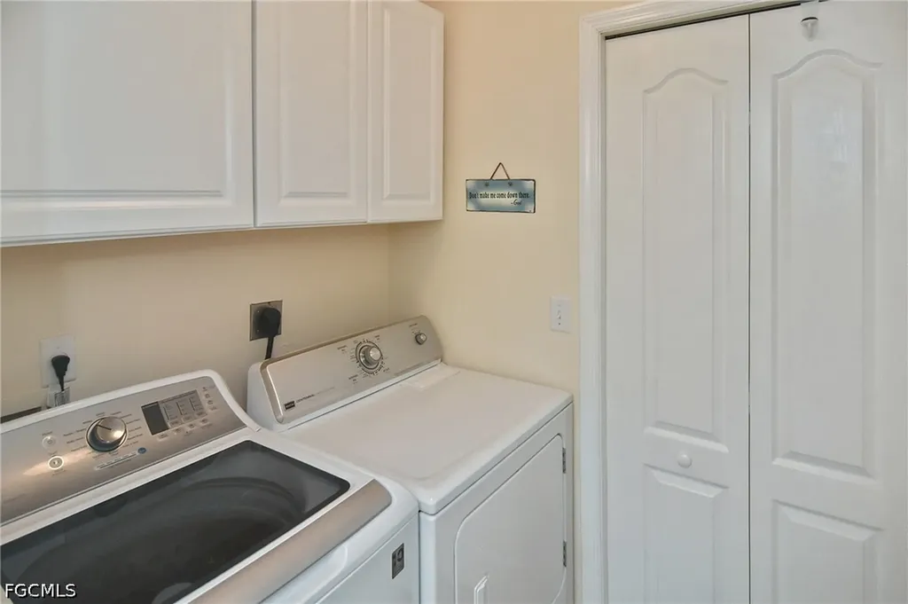 8099 Queen Palm Lane Fort Myers FL 33966
