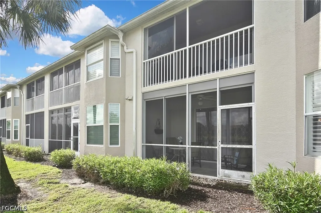 8099 Queen Palm Lane Fort Myers FL 33966