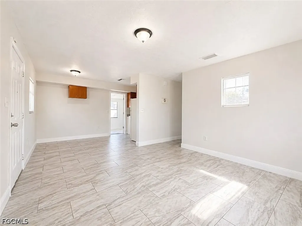 3425 South Street Fort Myers FL 33916