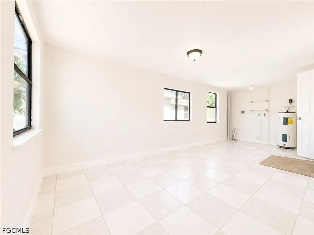 3425 South Street Fort Myers FL 33916