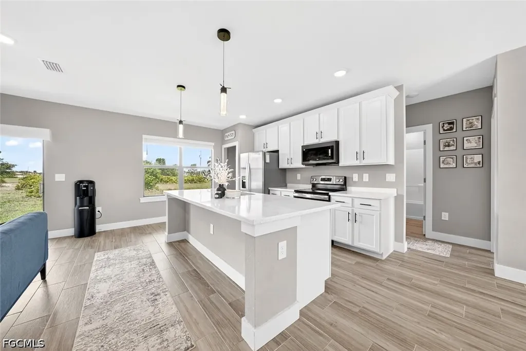 2008 NW 24th Place Cape Coral FL 33993