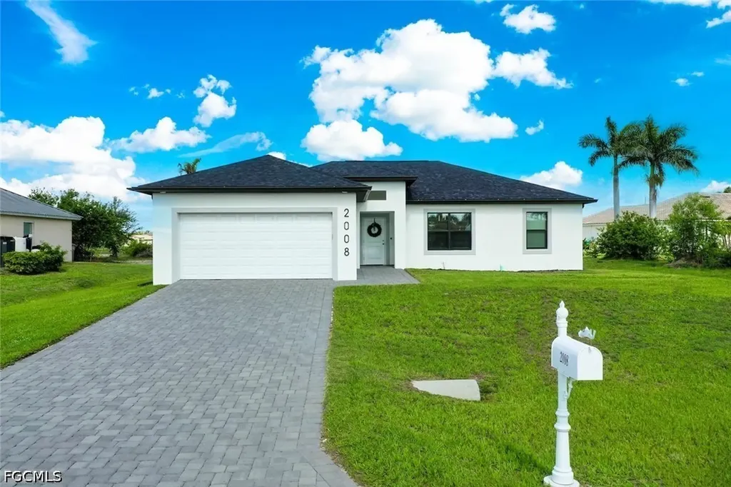 2008 NW 24th Place Cape Coral FL 33993