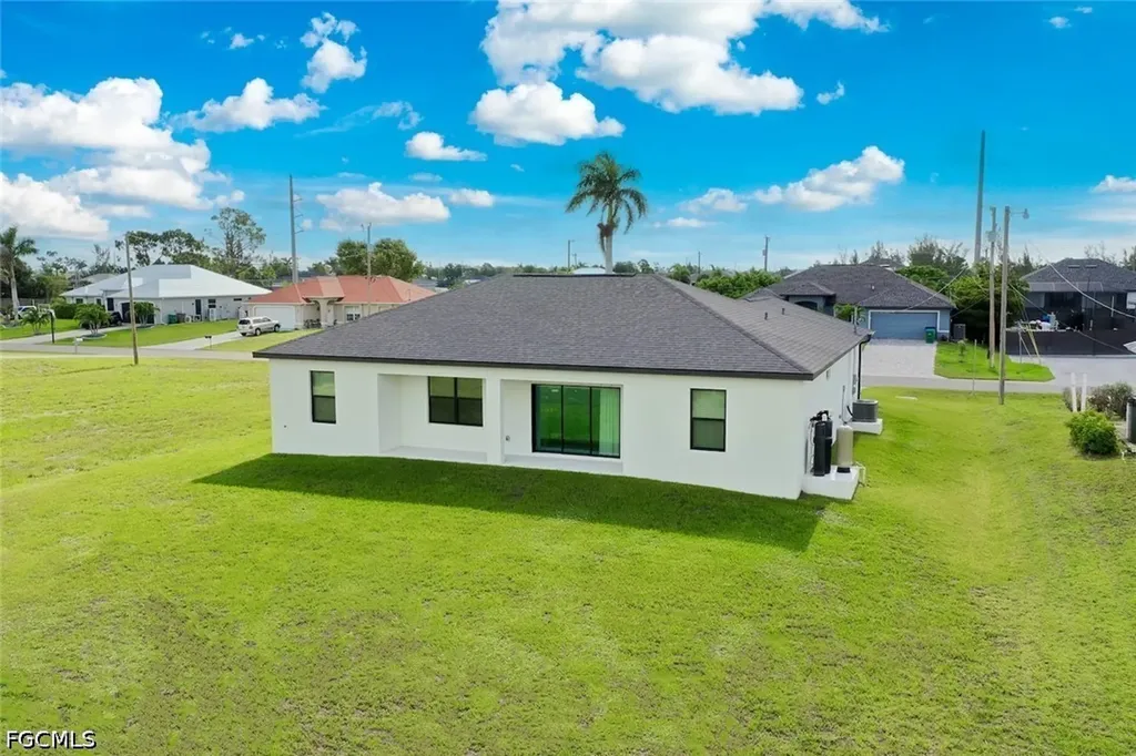 2008 NW 24th Place Cape Coral FL 33993