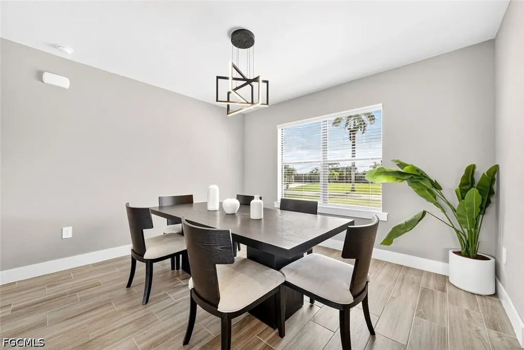 2008 NW 24th Place Cape Coral FL 33993