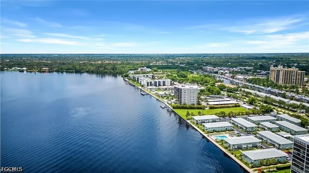 3326 N Key Drive North Fort Myers FL 33903