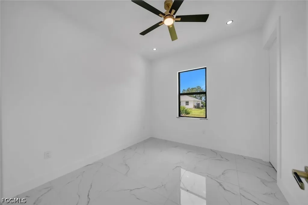 2609 21st Street SW Lehigh Acres FL 33976