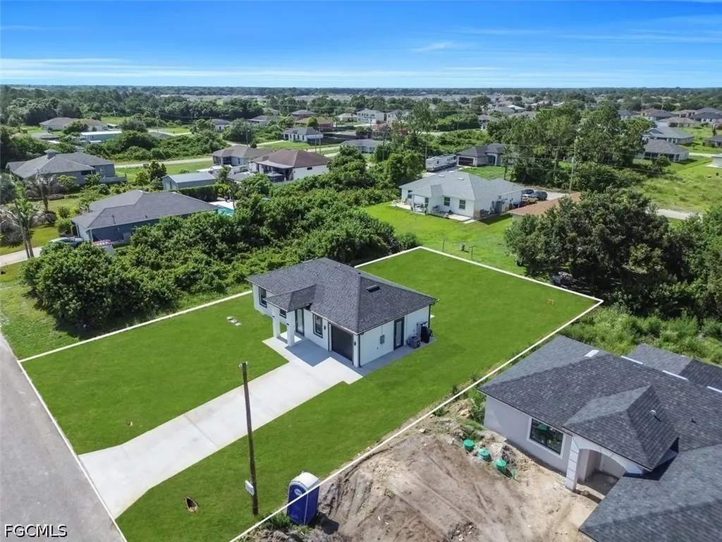 2609 21st Street SW Lehigh Acres FL 33976