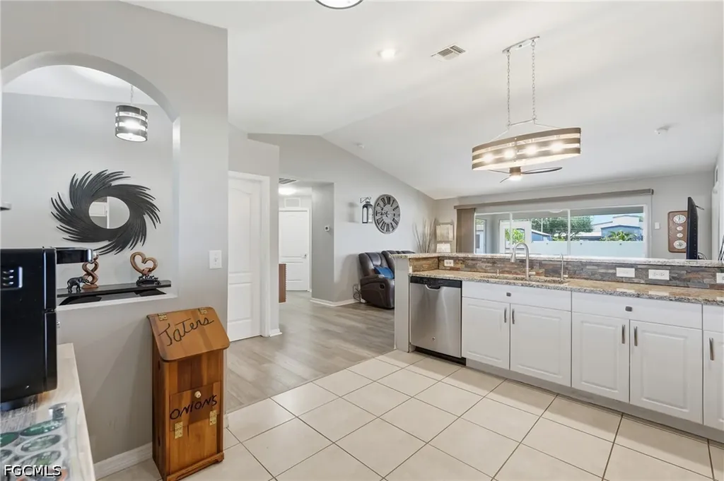 2038 NE 24th Terrace Cape Coral FL 33909