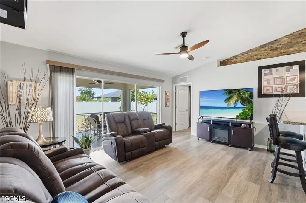 2038 NE 24th Terrace Cape Coral FL 33909