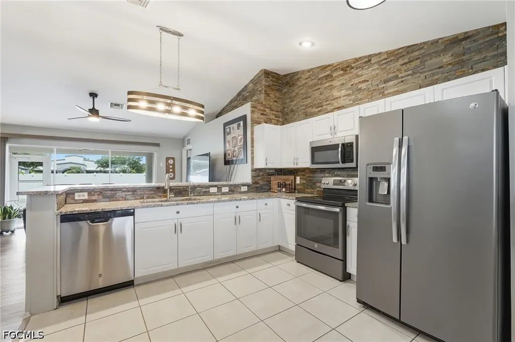 2038 NE 24th Terrace Cape Coral FL 33909