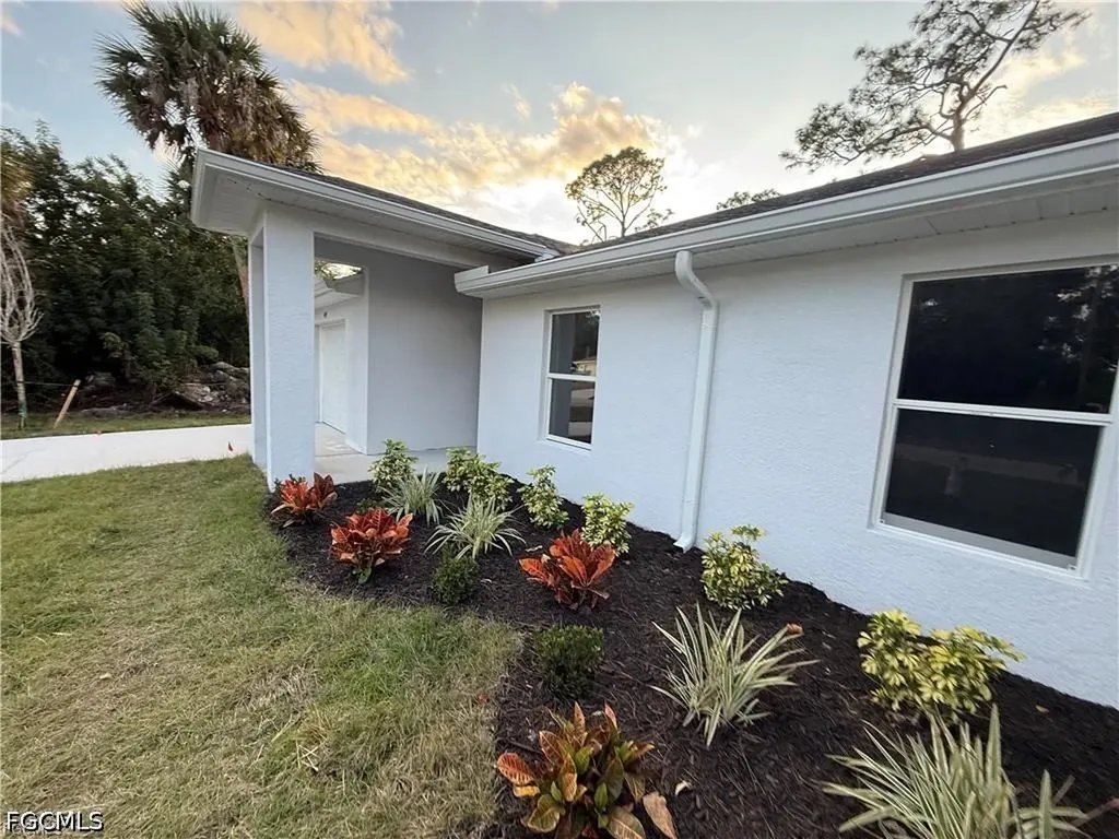 27079 Washington Street Punta Gorda FL 33983