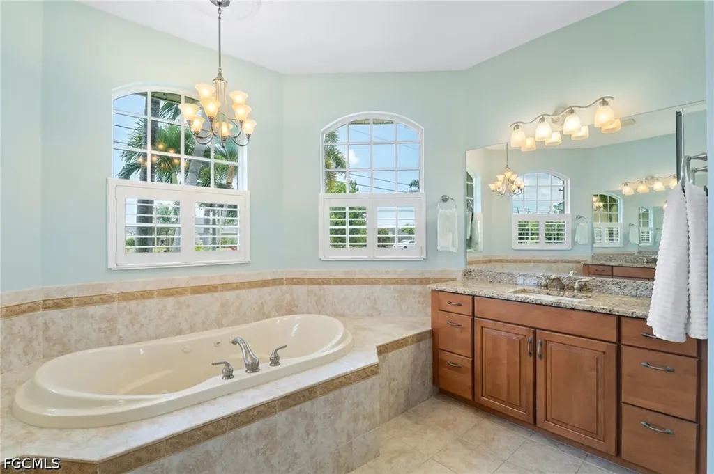 2506 Retunda Parkway W Cape Coral FL 33904