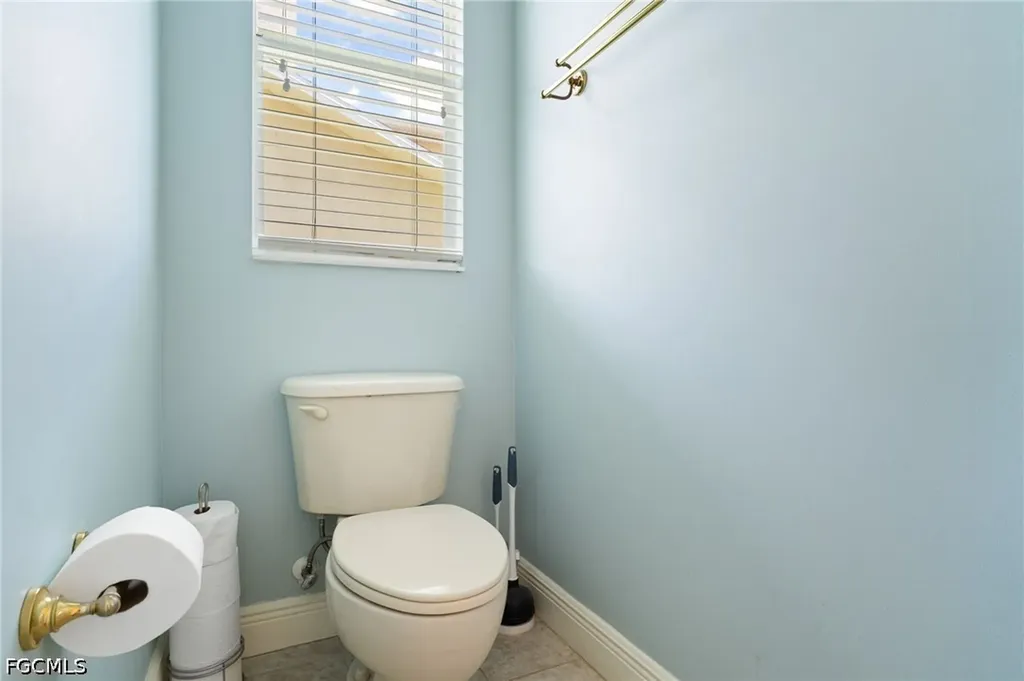 2506 Retunda Parkway W Cape Coral FL 33904