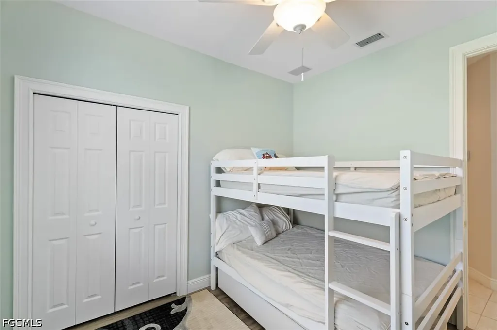 2506 Retunda Parkway W Cape Coral FL 33904