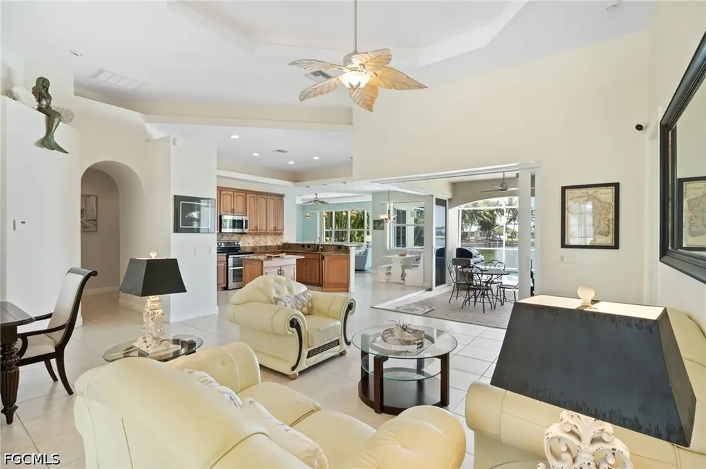 2506 Retunda Parkway W Cape Coral FL 33904