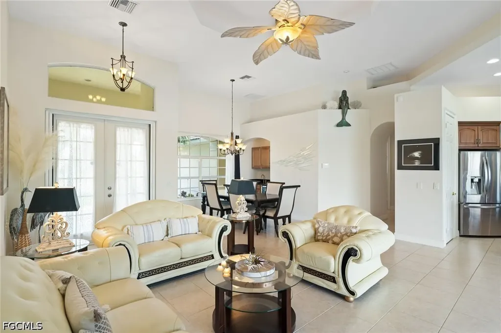 2506 Retunda Parkway W Cape Coral FL 33904