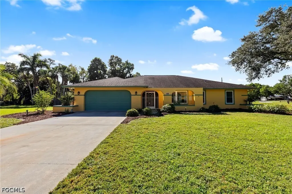 7810 Deni Drive North Fort Myers FL 33917