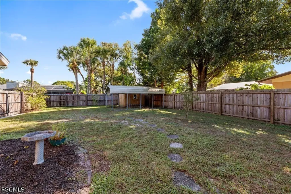 7810 Deni Drive North Fort Myers FL 33917