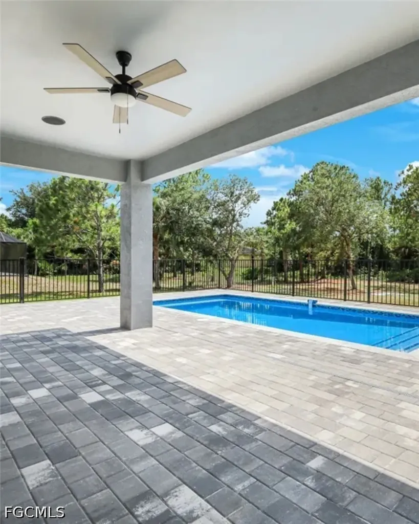 407 Columbus Avenue Lehigh Acres FL 33972