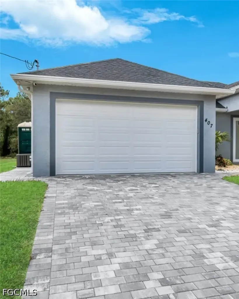 407 Columbus Avenue Lehigh Acres FL 33972