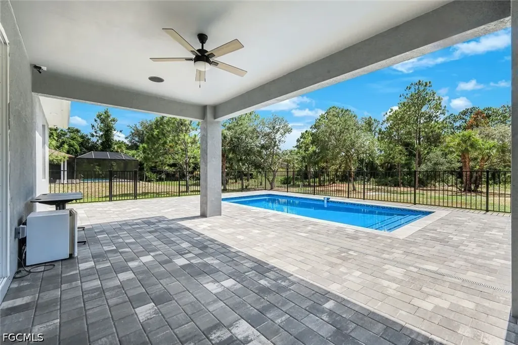 407 Columbus Avenue Lehigh Acres FL 33972
