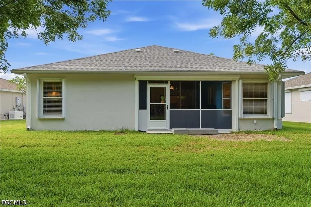 9584 Dunkirk Drive Fort Myers FL 33919