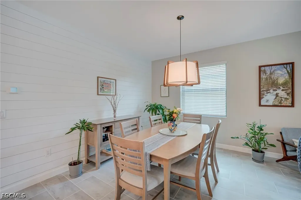 14450 Secret Garden Cove Fort Myers FL 33913