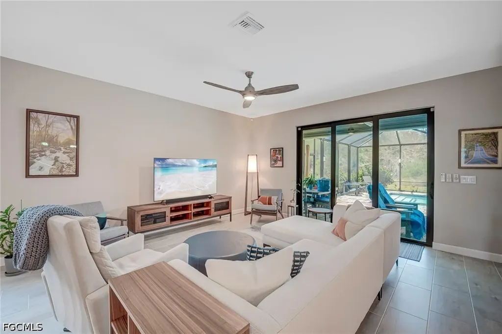 14450 Secret Garden Cove Fort Myers FL 33913