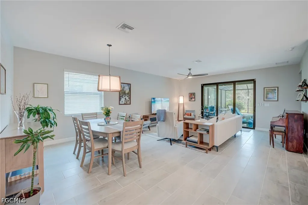 14450 Secret Garden Cove Fort Myers FL 33913