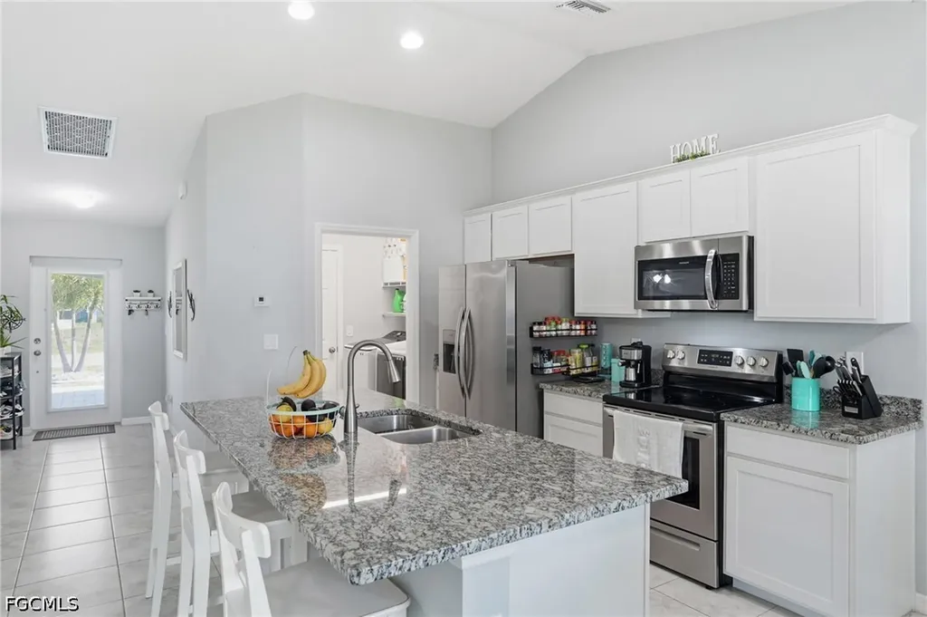 516 NW 6th Terrace Cape Coral FL 33993