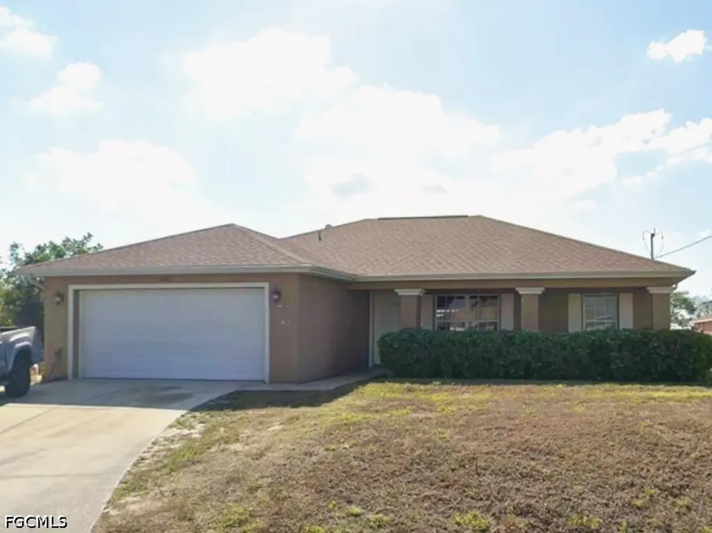 4001 10th Street SW Lehigh Acres FL 33976