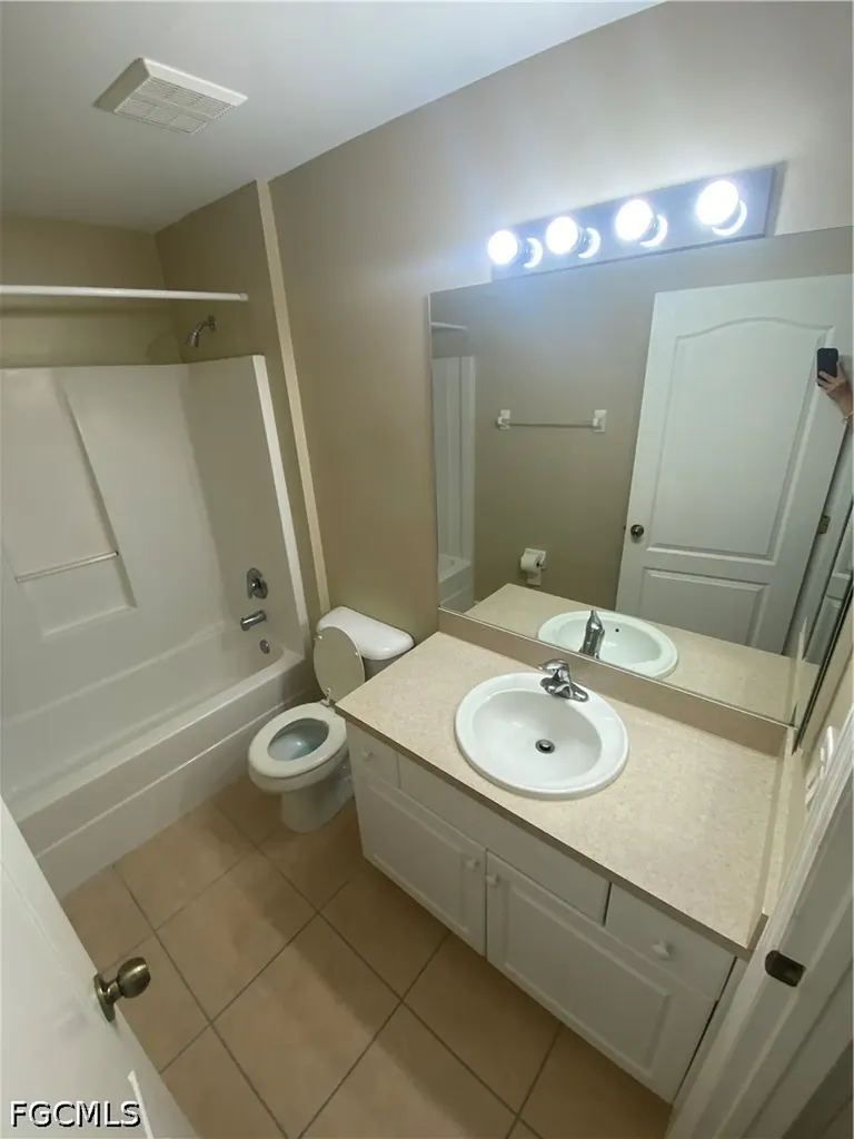 4001 10th Street SW Lehigh Acres FL 33976
