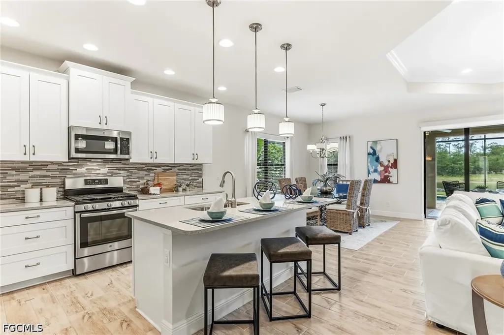 7754 Cypress Walk Drive Fort Myers FL 33966