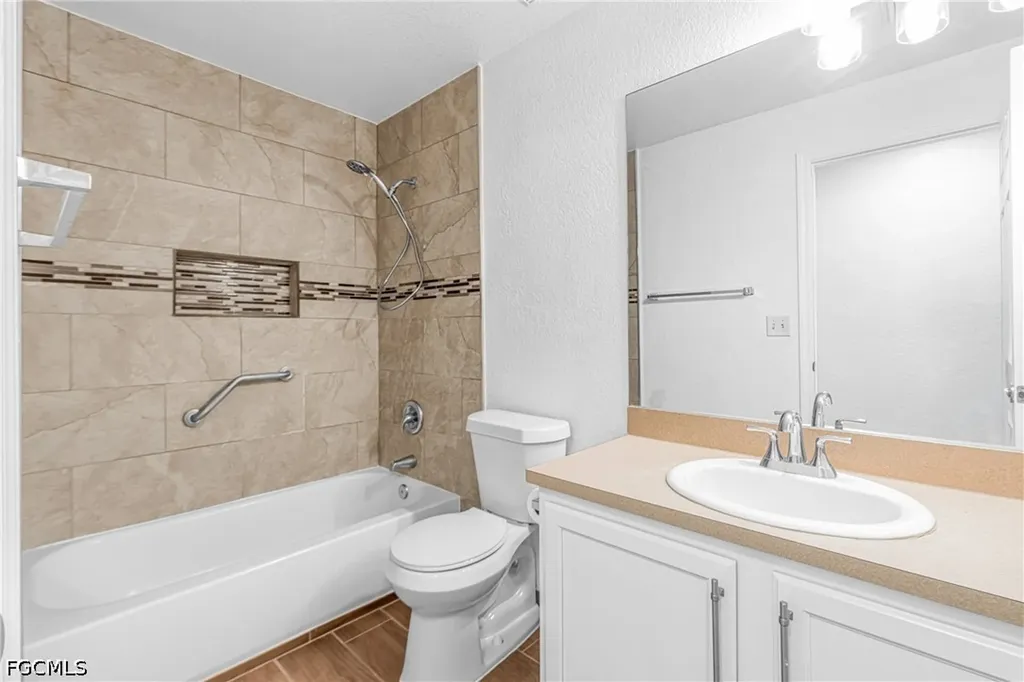 418 Windermere Drive Lehigh Acres FL 33972