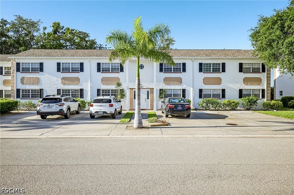 1514 Edgewater Circle Fort Myers FL 33919