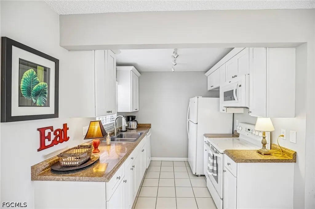 1514 Edgewater Circle Fort Myers FL 33919