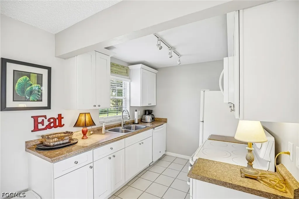 1514 Edgewater Circle Fort Myers FL 33919