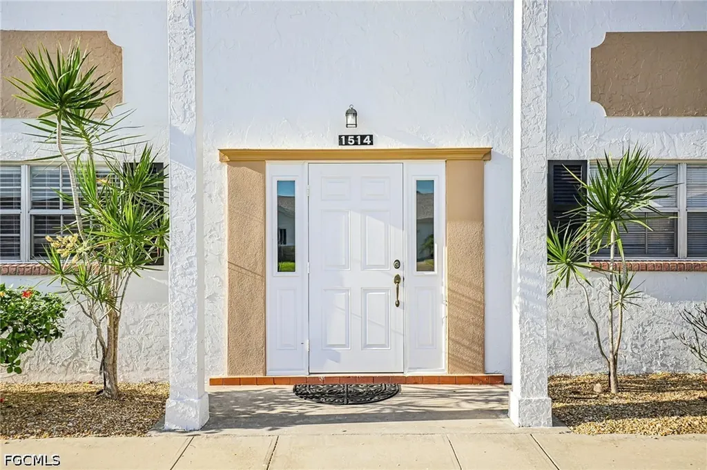 1514 Edgewater Circle Fort Myers FL 33919