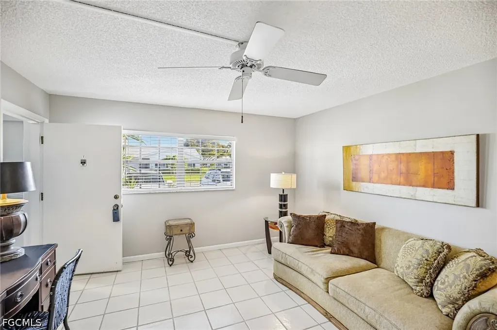 1514 Edgewater Circle Fort Myers FL 33919