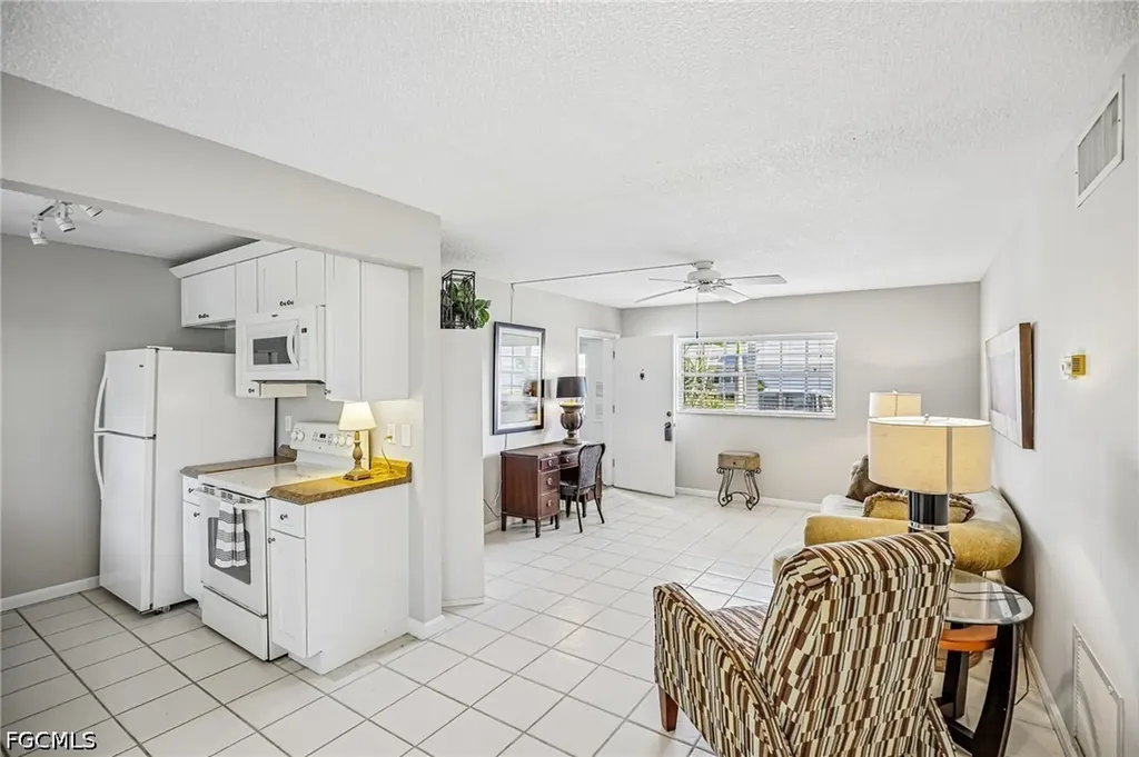 1514 Edgewater Circle Fort Myers FL 33919