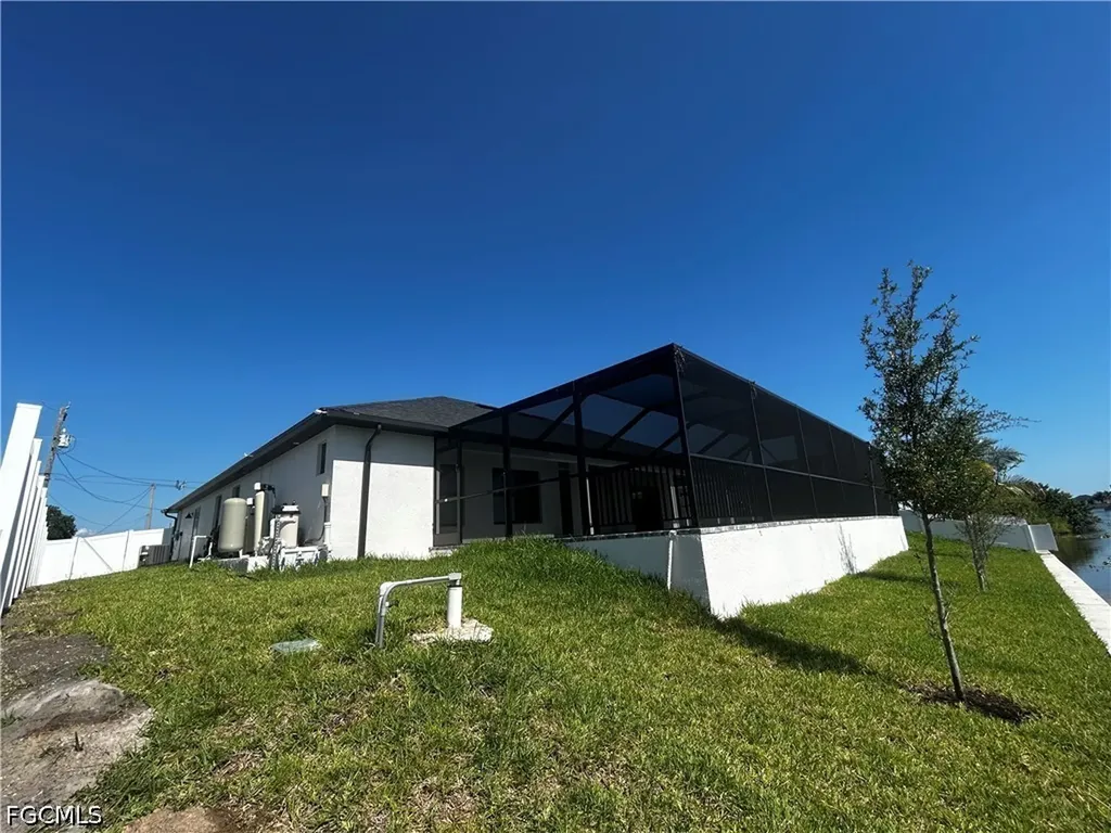 1008 NW 12th Avenue Cape Coral FL 33993